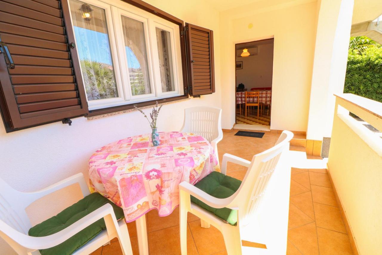 Apartment Beti With Balcony Baska  Exterior photo